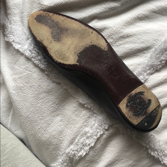 COPY - Authentic Chanel leather loafers with chains - Picture 7 of 8